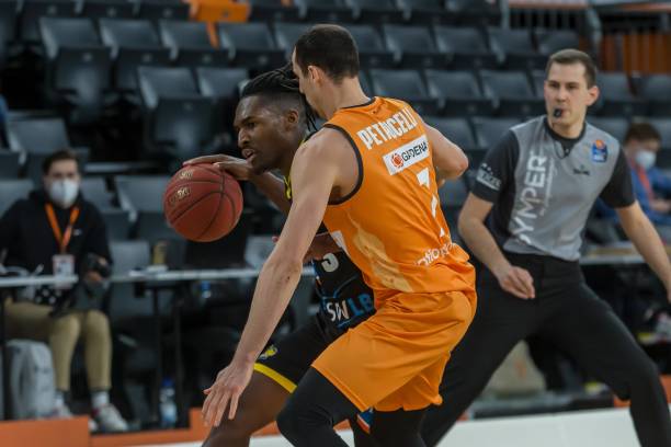 挪威足坛的 挪威足坛的